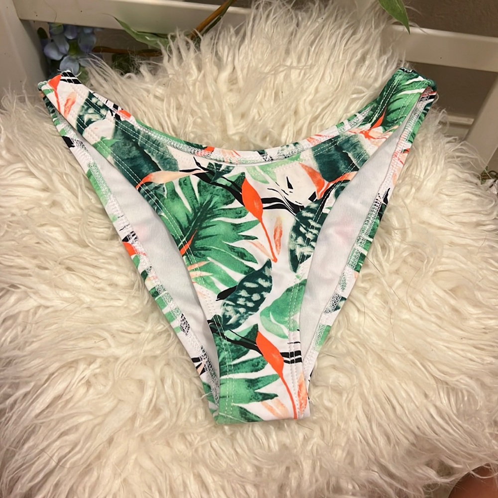 Bikini bottoms